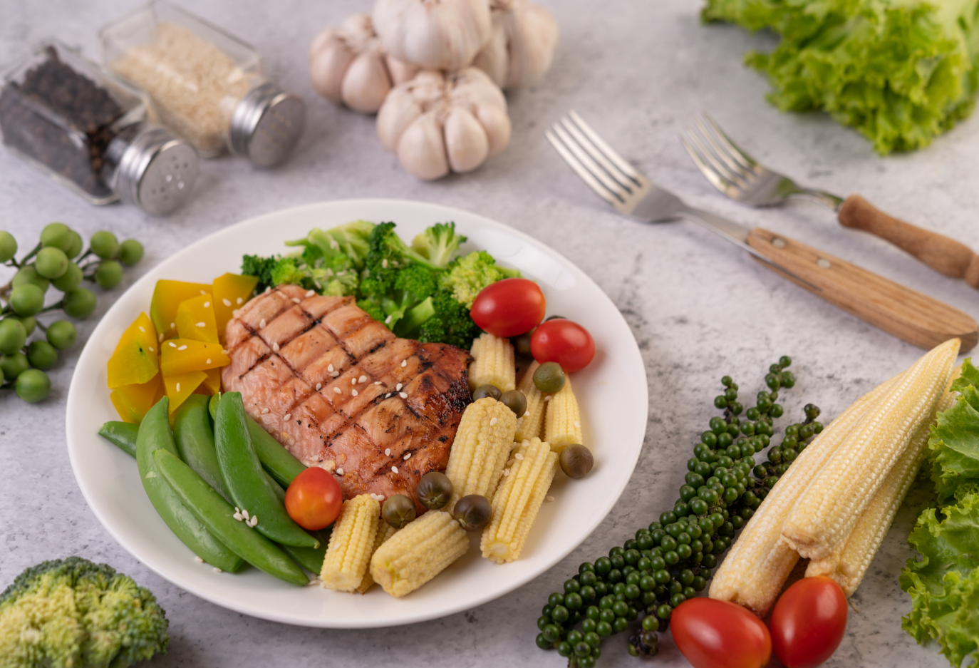 healthy-grilled-salmon-dish-with-fresh-vegetables.png